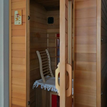 6 Pers. Waterfront Home Seeblick, Equipped Stilt House On The Water Anjum Exterior foto